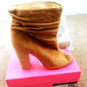 Christian calvary open toe suede block heel ankle boot shoes..